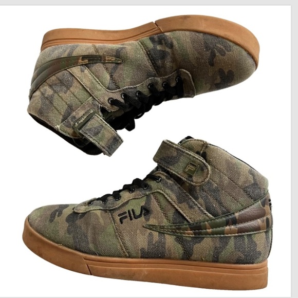 Fila 2 Men’s Camo Sneakers Sz 8 Hook & Loop Strap Lace-Up - Picture 1 of 10